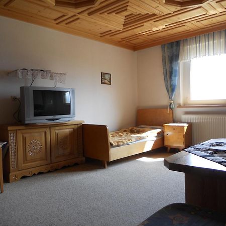 Ferienwohnungen/Holiday Apartments Lederer Reisach Ngoại thất bức ảnh